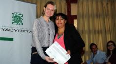 Foto de la galería: La EBY entrega certificados a egresados de informática  del programa “Conectando Futuro”