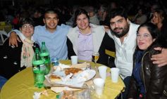 Foto de la galería: La Peña de la Librería 6 de Junio inundó de folklore al Club Alemán
