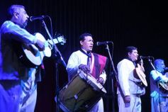 Foto de la galería: La Peña de la Librería 6 de Junio inundó de folklore al Club Alemán