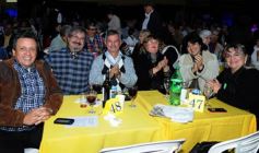Foto de la galería: La Peña de la Librería 6 de Junio inundó de folklore al Club Alemán