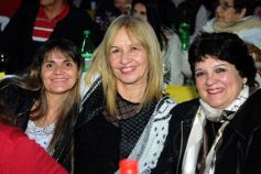 Foto de la galería: La Peña de la Librería 6 de Junio inundó de folklore al Club Alemán
