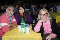 Foto de la galería: La Peña de la Librería 6 de Junio inundó de folklore al Club Alemán
