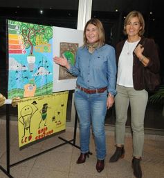 Foto de la galería: Aniversario de Emsa: muestra sobre trabajos sobre "Uso racional de la energía eléctrica"