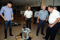 Foto de la galería: Aniversario de Emsa: muestra sobre trabajos sobre "Uso racional de la energía eléctrica"