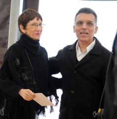 Foto de la galería: Aniversario de Emsa: jubilados de la empresa y estudiantes plantaron árboles en el Jardín Botánico