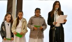 Foto de la galería: Aniversario de Emsa: jubilados de la empresa y estudiantes plantaron árboles en el Jardín Botánico