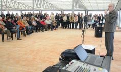 Foto de la galería: Aniversario de Emsa: jubilados de la empresa y estudiantes plantaron árboles en el Jardín Botánico