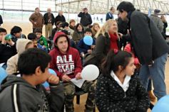 Foto de la galería: Aniversario de Emsa: jubilados de la empresa y estudiantes plantaron árboles en el Jardín Botánico