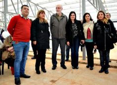 Foto de la galería: Aniversario de Emsa: jubilados de la empresa y estudiantes plantaron árboles en el Jardín Botánico