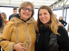 Foto de la galería: Aniversario de Emsa: jubilados de la empresa y estudiantes plantaron árboles en el Jardín Botánico