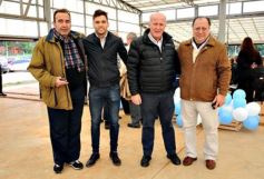 Foto de la galería: Aniversario de Emsa: jubilados de la empresa y estudiantes plantaron árboles en el Jardín Botánico