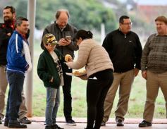 Foto de la galería: Aniversario de Emsa: jubilados de la empresa y estudiantes plantaron árboles en el Jardín Botánico