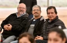 Foto de la galería: Aniversario de Emsa: jubilados de la empresa y estudiantes plantaron árboles en el Jardín Botánico