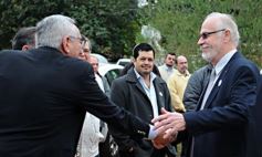 Foto de la galería: Aniversario de Emsa: ofrenda floral en el cementerio y placa en La Tablada