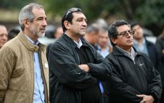 Foto de la galería: Aniversario de Emsa: ofrenda floral en el cementerio y placa en La Tablada