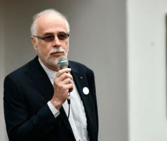 Foto de la galería: Aniversario de Emsa: ofrenda floral en el cementerio y placa en La Tablada