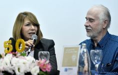 Foto de la galería: Aniversario de Emsa: ofrenda floral en el cementerio y placa en La Tablada