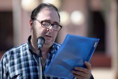 Foto de la galería: Misiones recordó a las víctimas de la AMIA con un acto en la plaza 9 de Julio