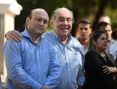 Foto de la galería: Misiones recordó a las víctimas de la AMIA con un acto en la plaza 9 de Julio