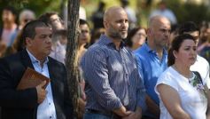 Foto de la galería: Misiones recordó a las víctimas de la AMIA con un acto en la plaza 9 de Julio