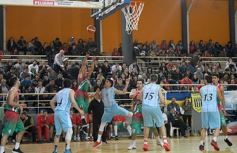 Foto de la galería: Misiones vibra al ritmo del Campeonato Argentino de Básquet de Mayores: todas las postales de la apertura