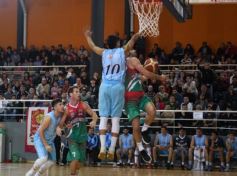 Foto de la galería: Misiones vibra al ritmo del Campeonato Argentino de Básquet de Mayores: todas las postales de la apertura