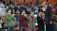 Foto de la galería: Misiones vibra al ritmo del Campeonato Argentino de Básquet de Mayores: todas las postales de la apertura