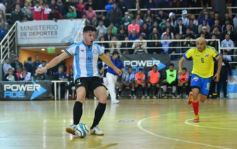 Foto de la galería: El público posadeño disfrutó del desafío mundialista entre Argentina y Colombia