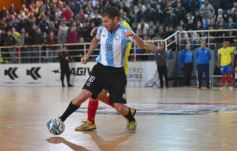 Foto de la galería: El público posadeño disfrutó del desafío mundialista entre Argentina y Colombia