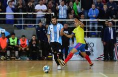 Foto de la galería: El público posadeño disfrutó del desafío mundialista entre Argentina y Colombia