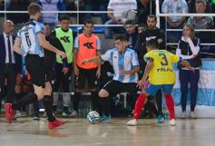 Foto de la galería: El público posadeño disfrutó del desafío mundialista entre Argentina y Colombia