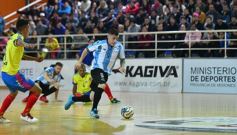 Foto de la galería: El público posadeño disfrutó del desafío mundialista entre Argentina y Colombia