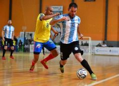 Foto de la galería: El público posadeño disfrutó del desafío mundialista entre Argentina y Colombia