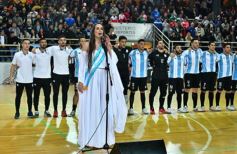 Foto de la galería: El público posadeño disfrutó del desafío mundialista entre Argentina y Colombia