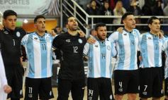 Foto de la galería: El público posadeño disfrutó del desafío mundialista entre Argentina y Colombia