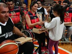 Foto de la galería: Previa de la final del Argentino de Básquetbol: un aplauso para los luchadores
