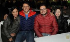 Foto de la galería: “Baile de mi tierra” convirtió a la plaza en una gran peña