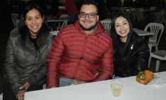 Foto de la galería: “Baile de mi tierra” convirtió a la plaza en una gran peña