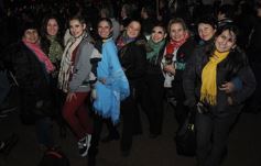 Foto de la galería: “Baile de mi tierra” convirtió a la plaza en una gran peña