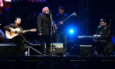 Foto de la galería: “Baile de mi tierra” convirtió a la plaza en una gran peña