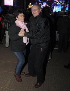 Foto de la galería: “Baile de mi tierra” convirtió a la plaza en una gran peña