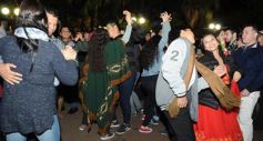 Foto de la galería: “Baile de mi tierra” convirtió a la plaza en una gran peña