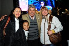 Foto de la galería: “Baile de mi tierra” convirtió a la plaza en una gran peña