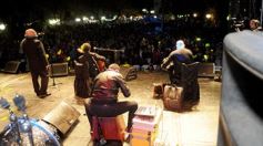 Foto de la galería: “Baile de mi tierra” convirtió a la plaza en una gran peña