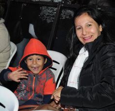 Foto de la galería: “Baile de mi tierra” convirtió a la plaza en una gran peña