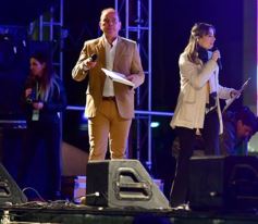 Foto de la galería: “Baile de mi tierra” convirtió a la plaza en una gran peña