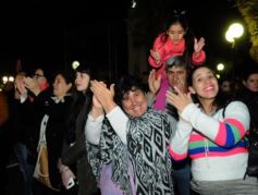 Foto de la galería: “Baile de mi tierra” convirtió a la plaza en una gran peña