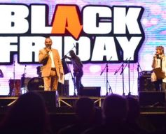 Foto de la galería: “Baile de mi tierra” convirtió a la plaza en una gran peña