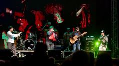 Foto de la galería: “Baile de mi tierra” convirtió a la plaza en una gran peña