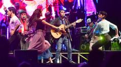 Foto de la galería: “Baile de mi tierra” convirtió a la plaza en una gran peña
